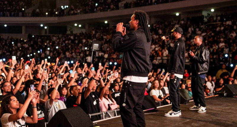 JAY-Z Brings Out Dr. Dre, Snoop Dogg, And Too $Hort At Final JAŸ-Z30 Show