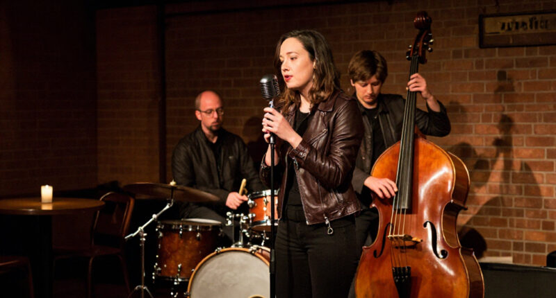 Yttling Jazz & Chrissie Hynde – “People Are Strange” (The Doors Cover)